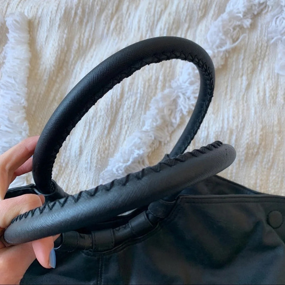 Badgley Mischka Large Leather Tote Bag - Picture 3 of 7